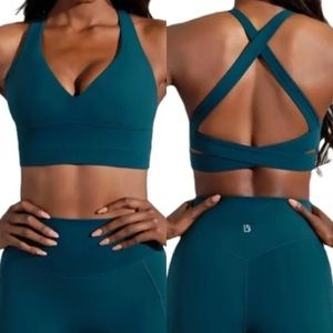 BuffBunny Alpha Sports Bra Teal size medium
